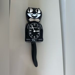 Kid Cat Clock